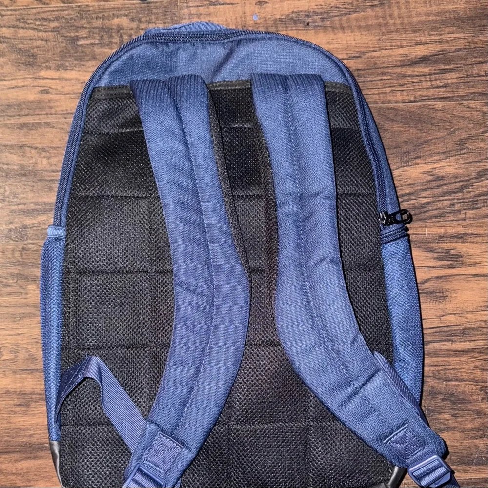 Nike sleek backpack
